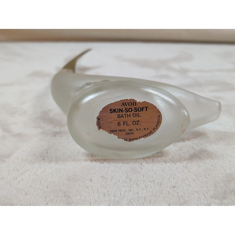 Vintage Avon Frosted Glass Dolphin‎ Decanter Skin So Soft Bath Oil Bottle 11